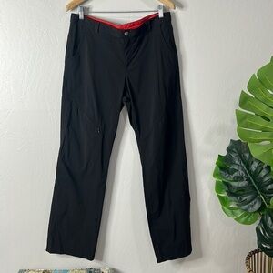 Eddie Bauer • travex convertible roll up pants